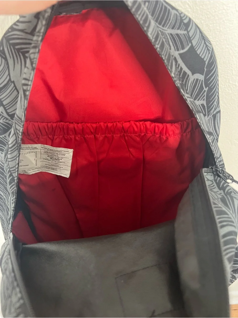 Dakine Black Leaf Print Backpack - Black